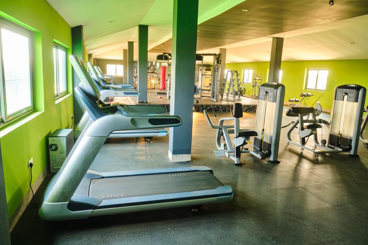 Legon City Mall Short Stay Apartments For Business And Vacation - East Legon Akra Zewnętrze zdjęcie
