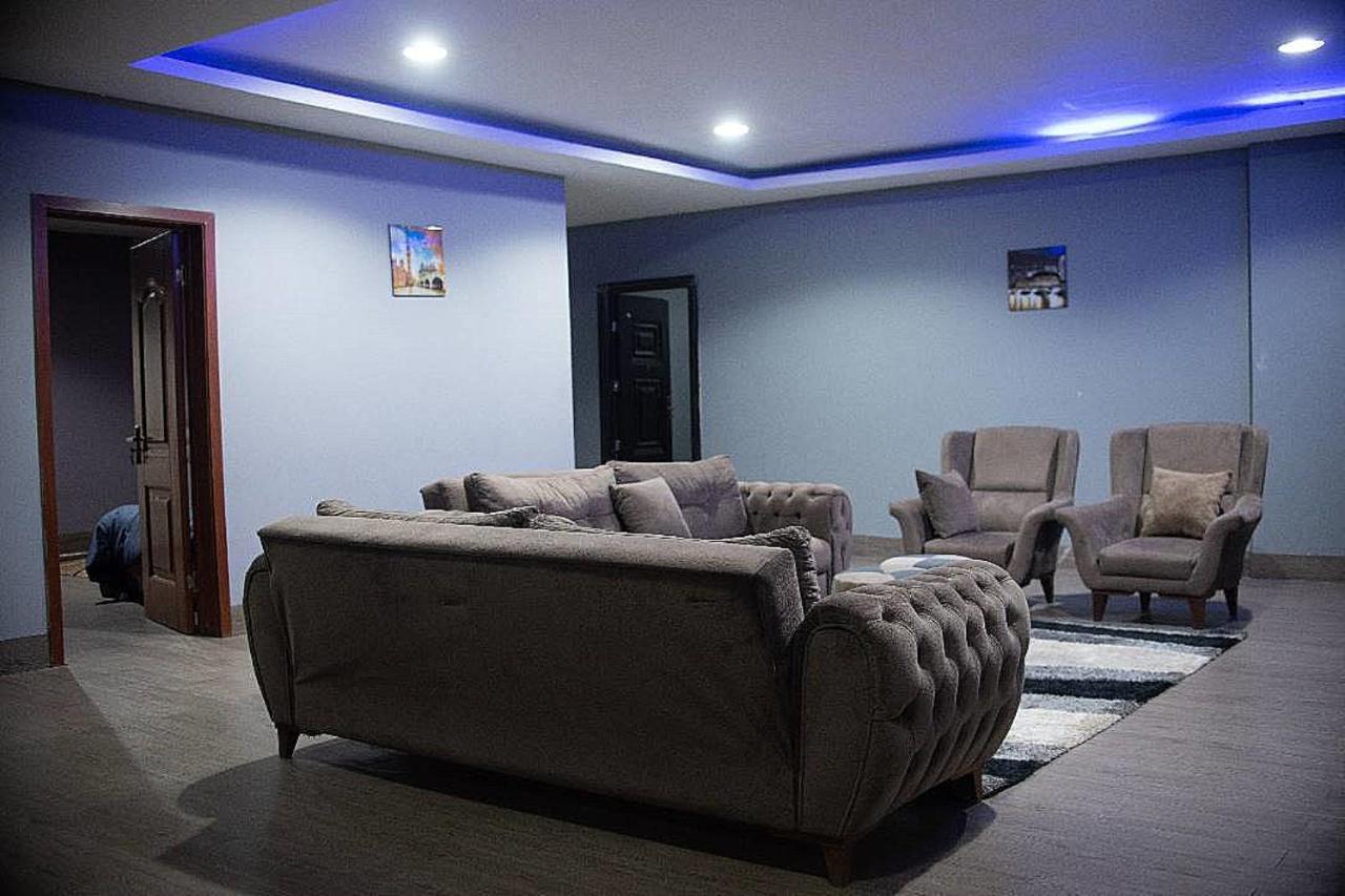 Legon City Mall Short Stay Apartments For Business And Vacation - East Legon Akra Zewnętrze zdjęcie