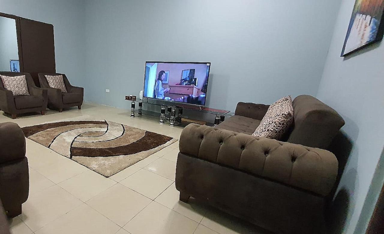 Legon City Mall Short Stay Apartments For Business And Vacation - East Legon Akra Zewnętrze zdjęcie