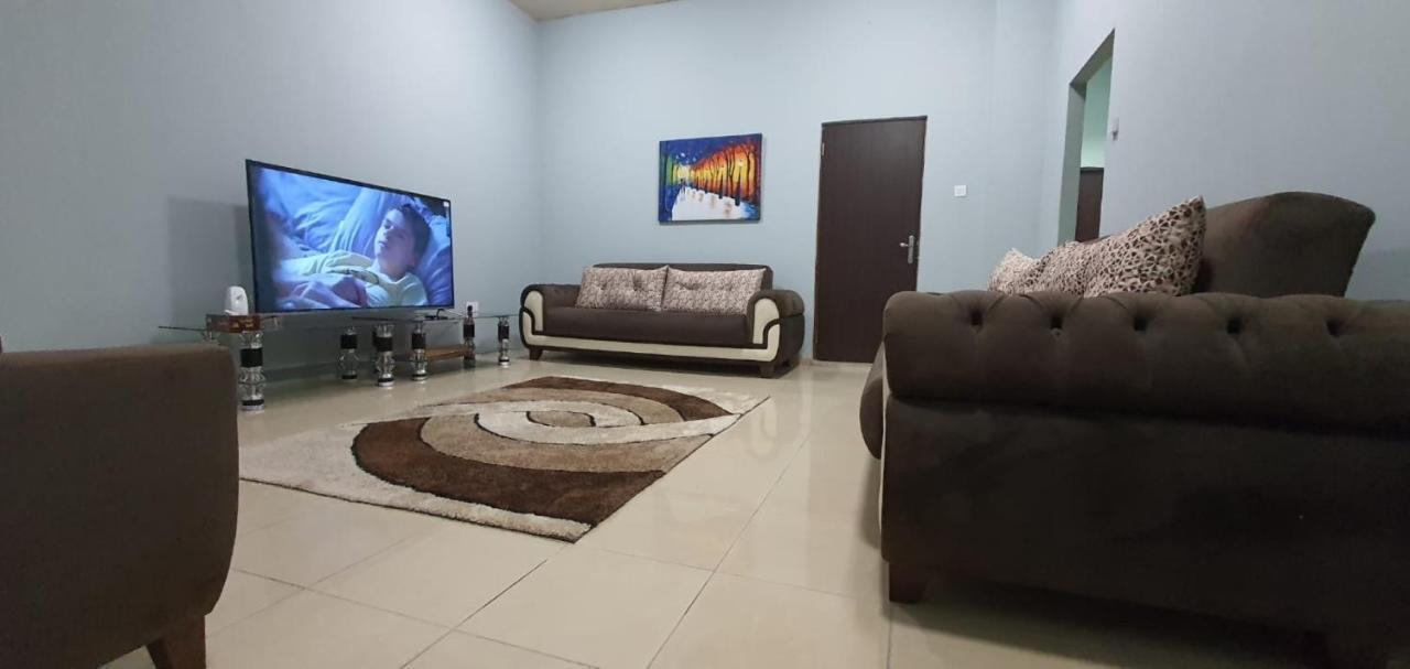 Legon City Mall Short Stay Apartments For Business And Vacation - East Legon Akra Zewnętrze zdjęcie