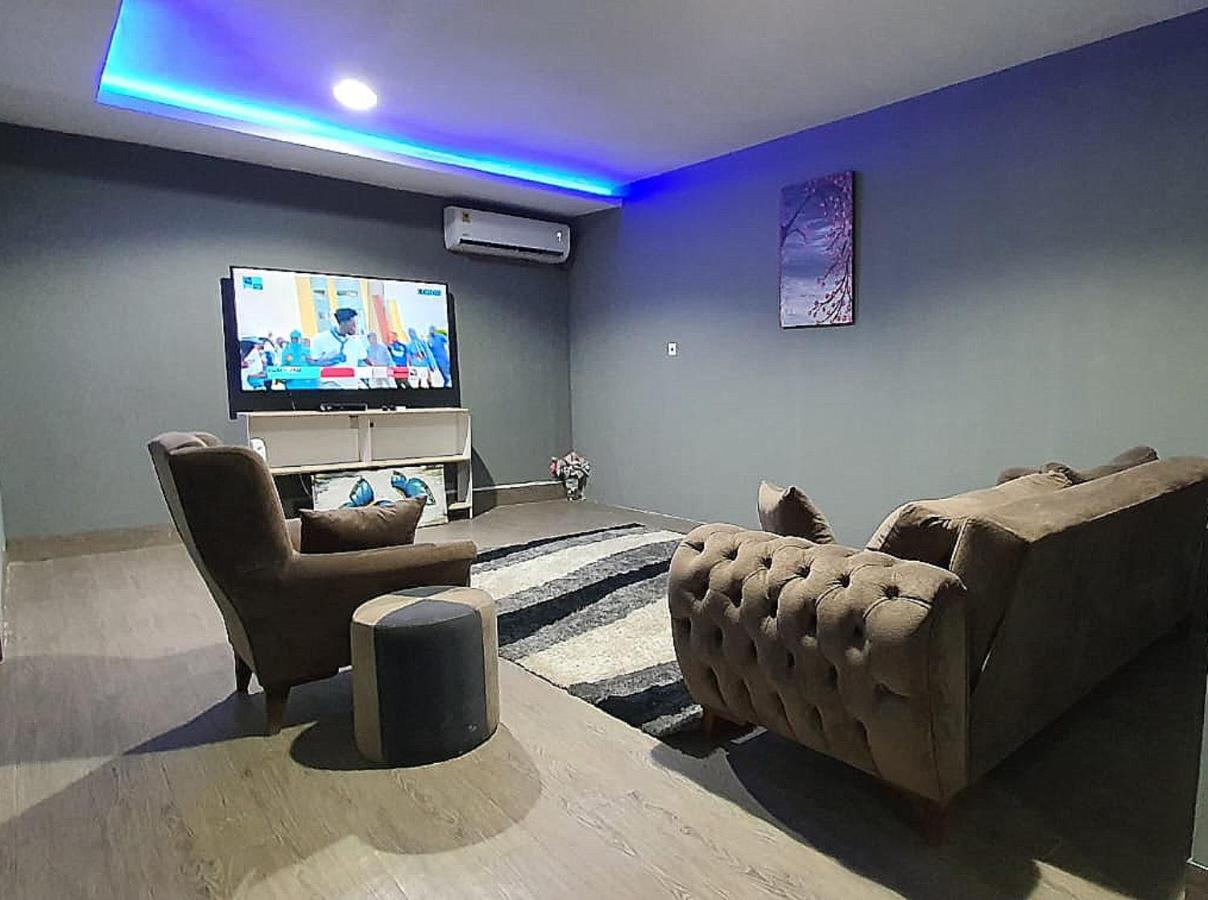 Legon City Mall Short Stay Apartments For Business And Vacation - East Legon Akra Zewnętrze zdjęcie