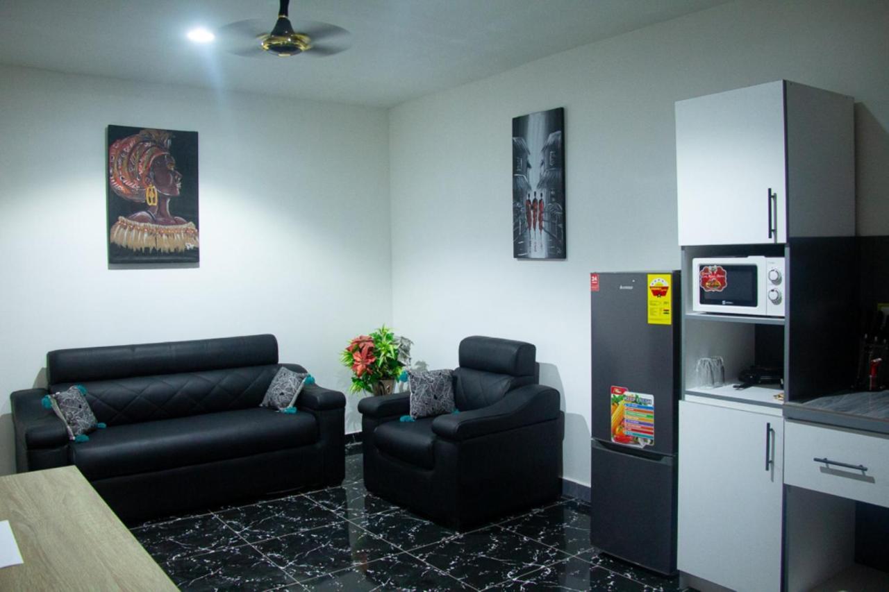 Legon City Mall Short Stay Apartments For Business And Vacation - East Legon Akra Zewnętrze zdjęcie